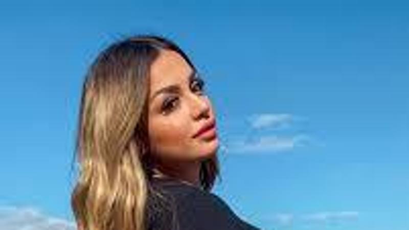 Film a luci rosse al club Hierbas di Jesolo: a settembre arriva la pornostar Martina Smeraldi