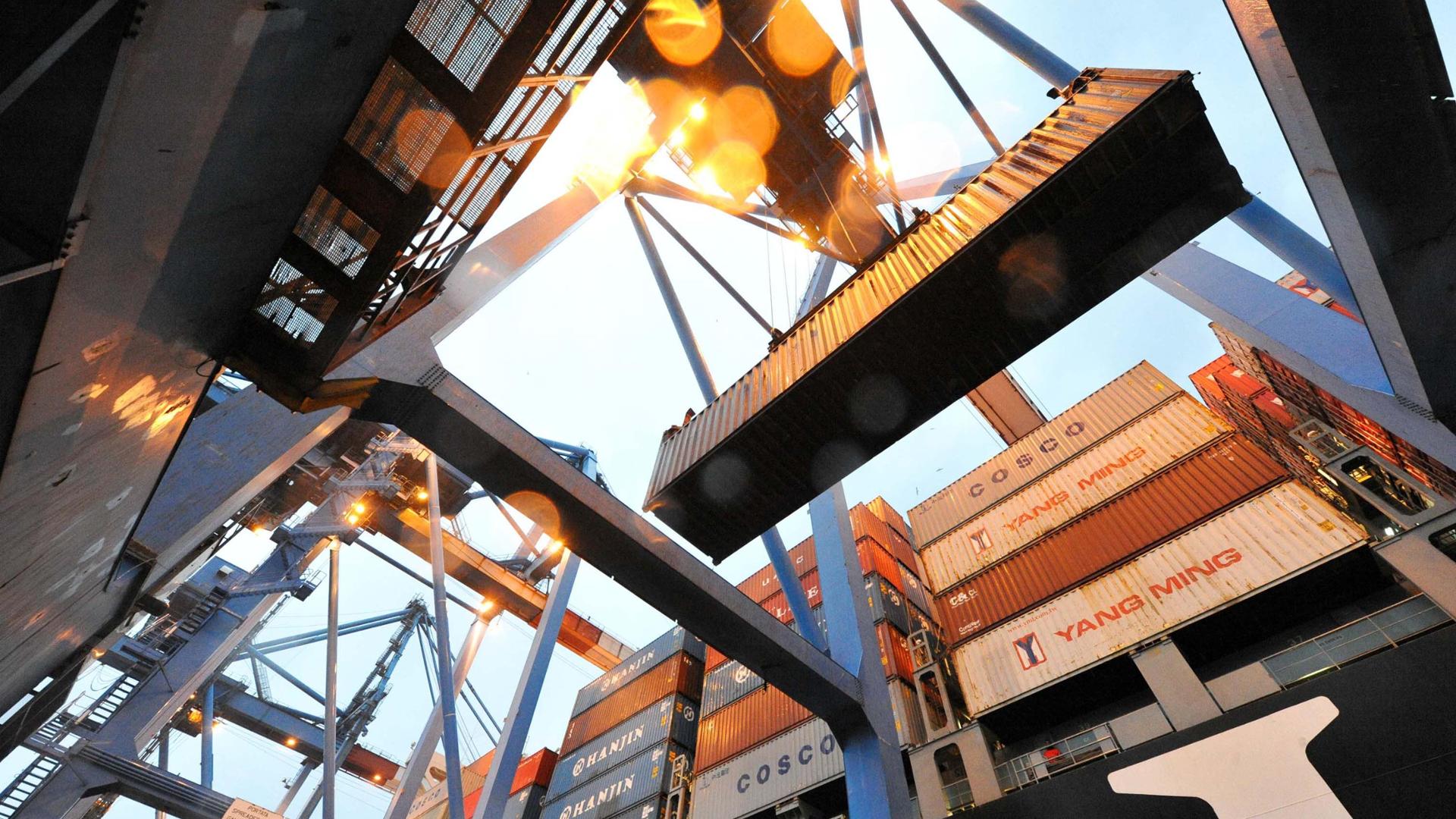 Container Radiometrici Inchiesta sui controlli radiometrici nel porto di Genova, il tribunale ...