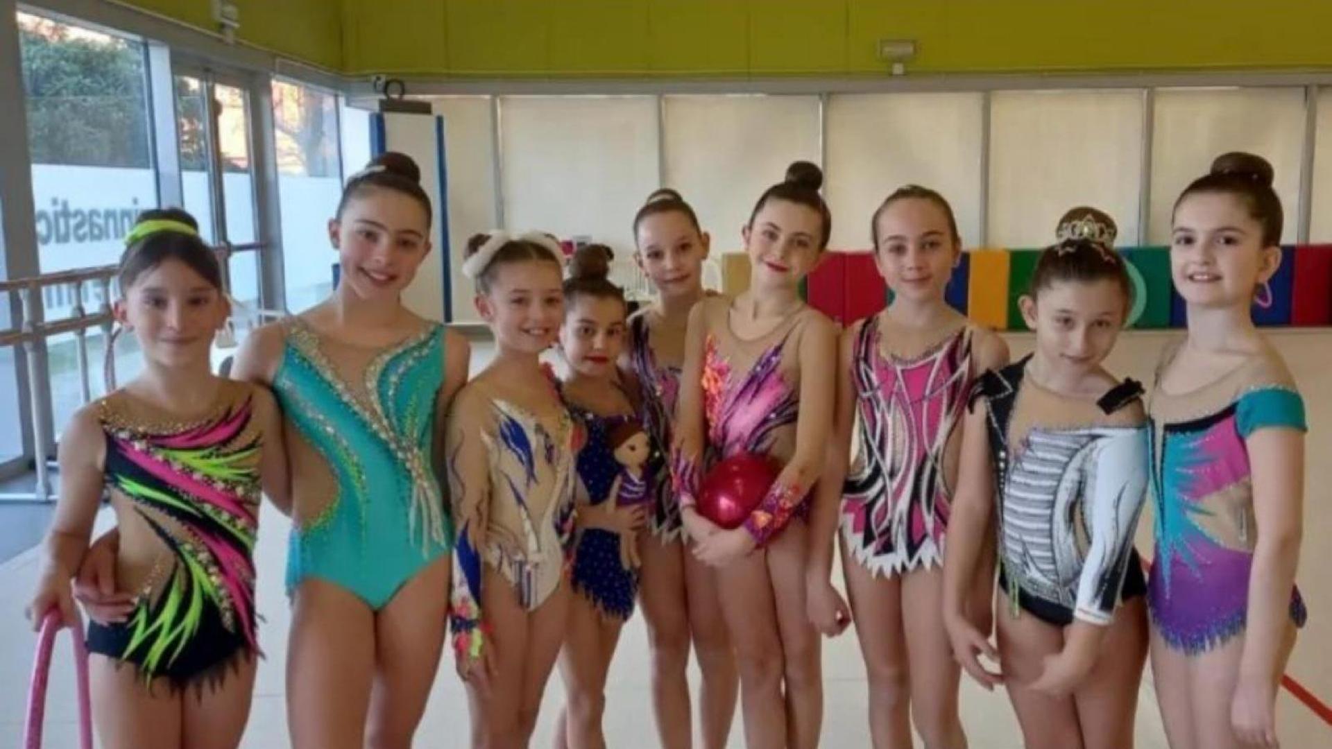 Ballon Gymnastique Rythmique DRUNA - PVC Solide 15/17/19 Cm